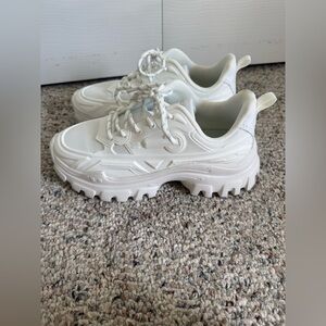 DREAM PAIRS White Chunky Fashion Sneakers Women's Platform Bold Lace-Up Sneakers